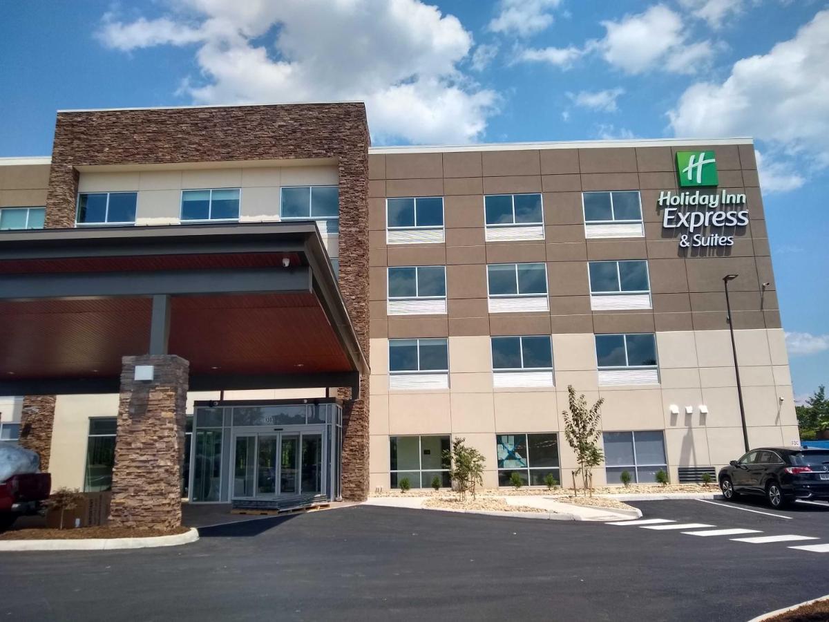 Holiday Inn Express & Suites - Roanoke - Civic Center Экстерьер фото